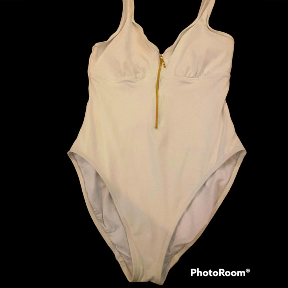 Lauren Ralph Lauren one piece swimsuit. Size 10